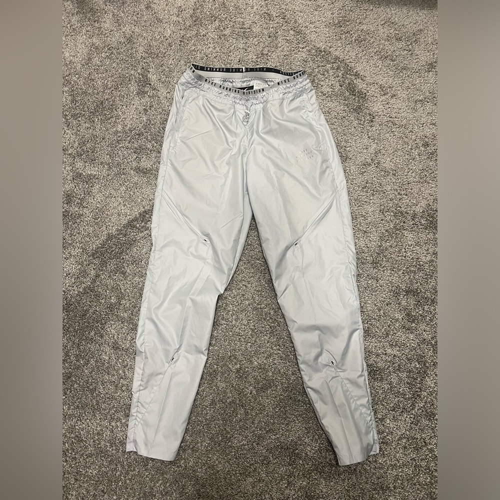 Nike windbreaker joggers
